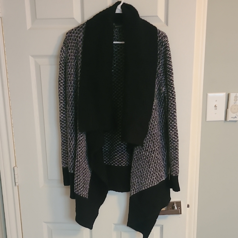 Banana Republic Black and White Open Cardigan